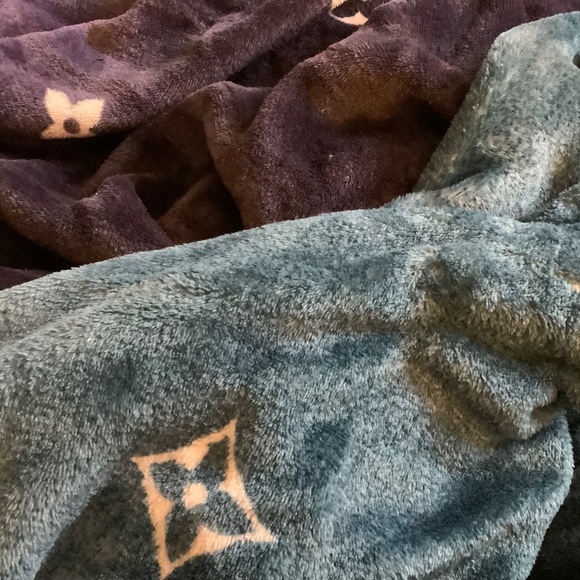 Blanket 150*200cm velour very soft double sided blue purple ,new warm - Picture 2 of 7